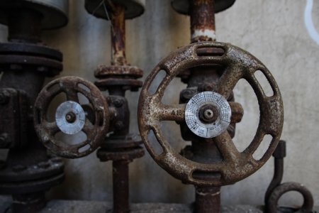 不銹鋼閥門會(huì)生銹嗎